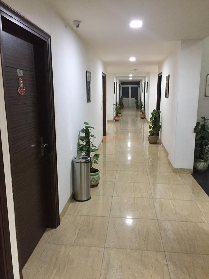 Cyber Inn Gurgaon Bagian luar foto